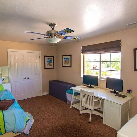 Tacit Shadow Resort Paradise Deluxe Suite, Gym, Coffee Bar, Hot-Tub, Free Laundry, Food Available Parowan Exteriér fotografie