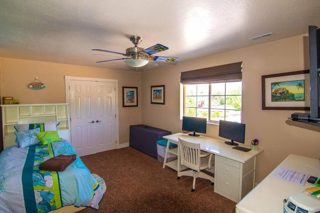 Tacit Shadow Resort Paradise Deluxe Suite, Gym, Coffee Bar, Hot-Tub, Free Laundry, Food Available Parowan Exteriér fotografie